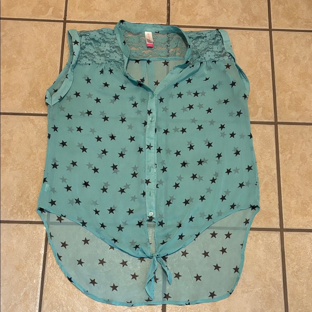 Teal Star-Patterned Sleeveless Blouse